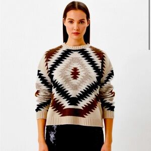 Max mara Weekend Sweater (brown, black & white color)